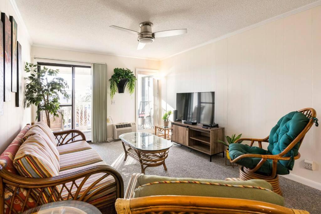 Апартаменты Great Beach Getaway! Миртл-Бич Экстерьер фото